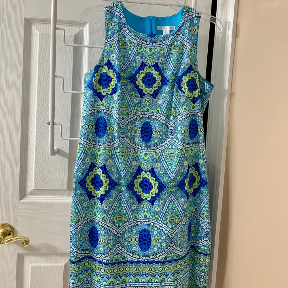 Women’s dress